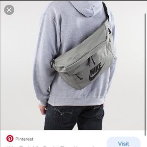 Nike Large Fanny Pack